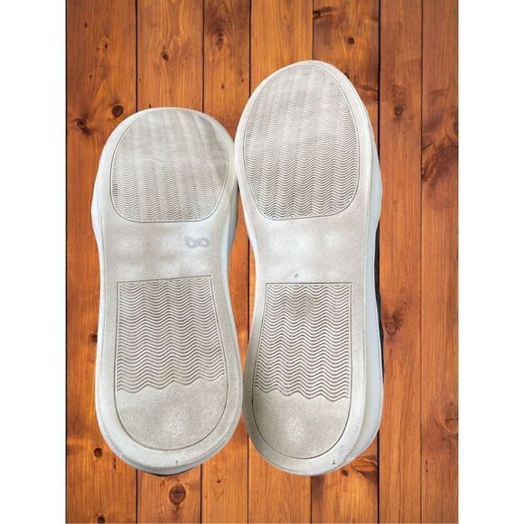 Steve Madden Zaander SLIP ON SNEAKER - Picture 8 of 8